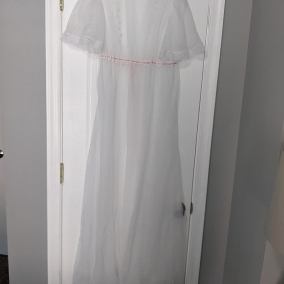 2 piece DreamAway vintage gown/robe set M - Picture 15 of 16